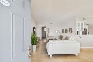 Location! Coastal Charm I 5 min Walk to Beach, Shops & Rest - Clearwater Beach - 8