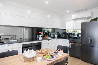 Joy's Hideaway - Terrigal - 1