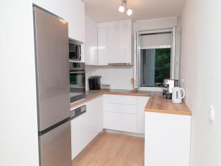 Apartment Matea - Two Bedroom Apartment with Balcony and Sea view - Mokošica - 8