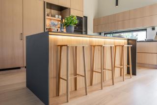 Arctic Birch City Villa - 5