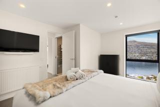 WARNING Extreme views 4 bed 3 bath luxury - Queenstown - 5