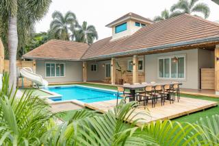 Tropica Pool Villa Pattaya - Ban Nong Pla Lai - 9