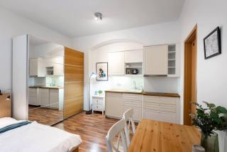 Beautiful Cozy Studio Gem near Old Town - Prague - 6
