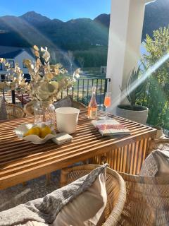 Winelands Mountain View Oasis - 0