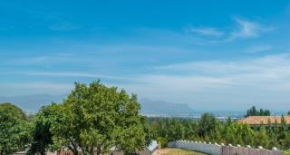 Tuscany Hauss Villa - 6