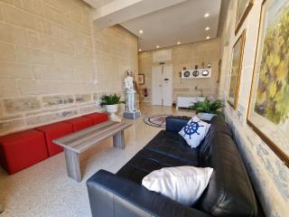 Grand Harbour View - 4