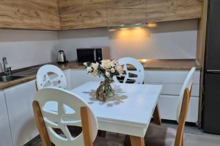 GBEAPARTMENTS Luxury - Golem - 5