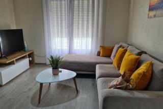 GBEAPARTMENTS Luxury - Golem - 3