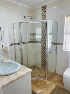 73-on-Trafford in Kingswood Golf Estate - Heatherlands - 3