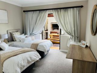 73-on-Trafford in Kingswood Golf Estate - 5