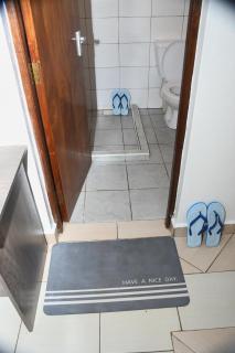 cosy studio near oshwal 3A - Mombasa - 5