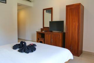 The Gong - Uluwatu - 1