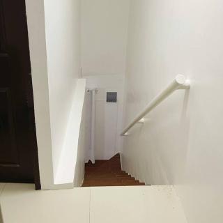 Kellys Crib Transient Deca Clark - 8