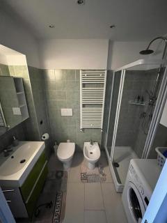 Entire house - Cute and Modern Flat, Very Well Connected to the City Center - Milan - 3