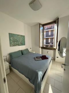 Entire house - Cute and Modern Flat, Very Well Connected to the City Center - Milan - 1