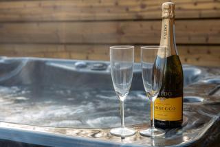 Havana Lodge - Still Rabbit - Hot Tub - Yorkshire - 9