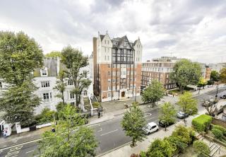Beatles-Themed Serviced Apartments on Abbey Road - 2
