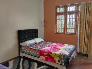 Shane HomeStay - Hatton - 5
