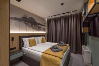 Park Hotel Novel - 1