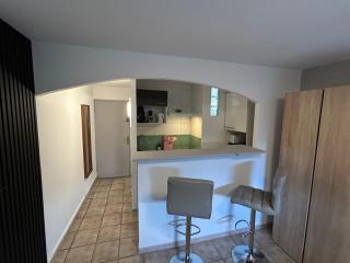 Studio Nîmois bien équipé avec parking - Nîmes - 4