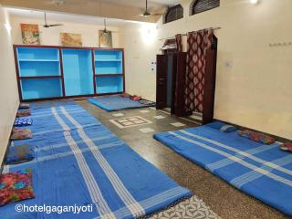 Hotel Gagan Jyoti And Banquet Hall - 7