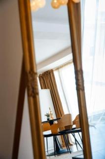 Cozy studio with FRENCH WINDOWS - 5