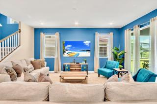 Stunning Rare Lake Front 7BR Holiday Home - Sleeps 14 - Pool, Hot Tub, & Games! - Orlando - 6