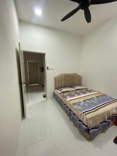Delisha Qistina Homestay Jalan Rantau Panjang Pasir Mas - Pasir Mas - 1