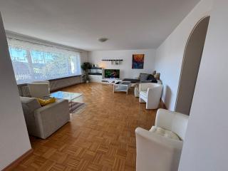Für Handwerker und Gruppen- große Ferienwohnung mit Balkon und Terrasse - Bad Dürrheim - 9