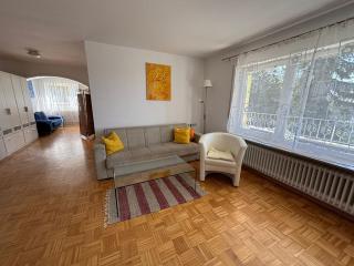 Für Handwerker und Gruppen- große Ferienwohnung mit Balkon und Terrasse - Bad Dürrheim - 5