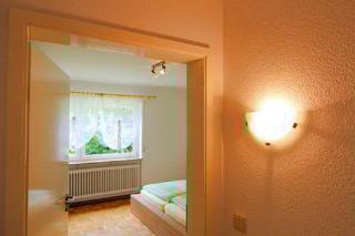 Für Handwerker und Gruppen- große Ferienwohnung mit Balkon und Terrasse - 3