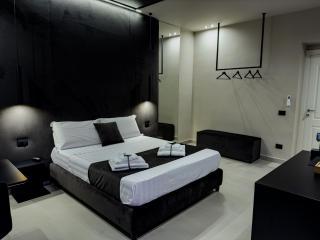 SUPREME Suite&Spa - 4