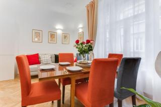 Prague Days - 3BDR Apt - Small Balcony - 2 Bathrooms - 90 sqm - Prague - 5