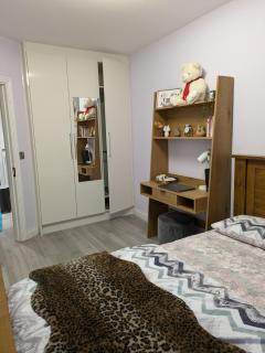 Budget Friendly King Room, Limerick - Limerick - 6