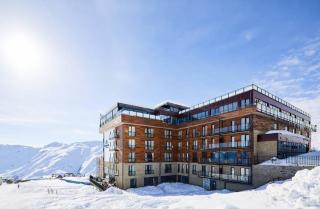 Ski in Ski out Tiamo Apartment 302-303 at Gudauri loft hotel - Goedaoeri - 9
