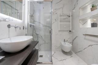 Metro A 1 min - Casa Elegante - 3 bagni En Suite - 3