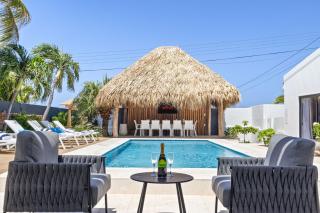 Bocobay Beach House - Palm-Eagle Beach - 1