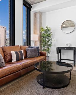 Best views! Lux 9th fl Gym Pking Pool Htub King BD - Salt Lake City - 2