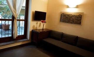 Studio Apartment Vicolo Lavandai - Milan - 2