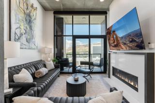 Premium SLC Luxury- Penthouse VIEWS - Top Amenities - Salt Lake City - 0