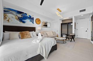 PH 49 Floor Luxury Studio w Free Parking - 1