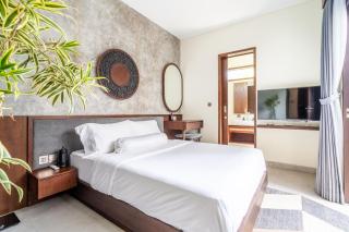 Taman Dharmawangsa Villa - 3BR Luxury Private Pool Villa in Nusa Dua - Nusa Dua - 1