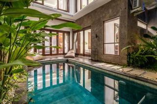 Taman Dharmawangsa Villa - 3BR Luxury Private Pool Villa in Nusa Dua - Nusa Dua - 8