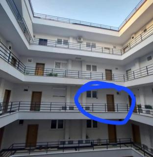 Mia Luxury Apartament Near Tirana Lake Park - Sauk - 4