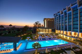 VEA Newport Beach, a Marriott Resort & Spa - 2