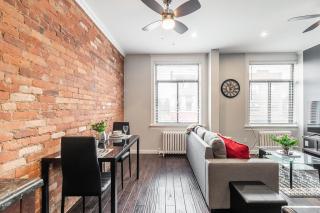 Cozy 1BR- Condo Unit - James Street North - Hamilton - 1