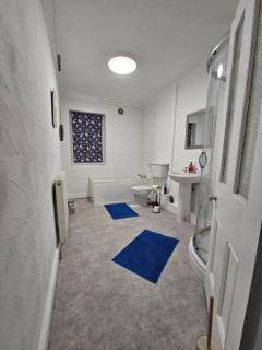 Mansfield x DM for Weekly or Monthly Deals x Sleeps 10, Free Parking x Wifii - Mansfield - 2