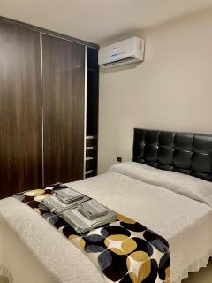 Departamento amplio, moderno y centrico! - 3