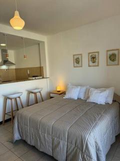 Luminoso y Acogedor en el barrio Camba Cuá - 7