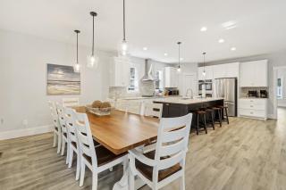 7 bd 6 and one half bath with private pool spa & beach path - Hilton Head Island - 3